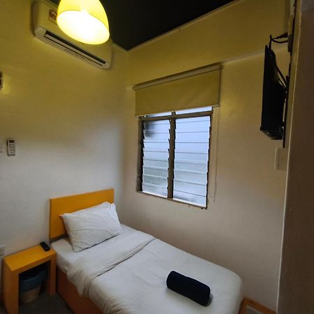 The Serai Cottage Transit Hotel 캄퐁 공 바닥 객실 사진
