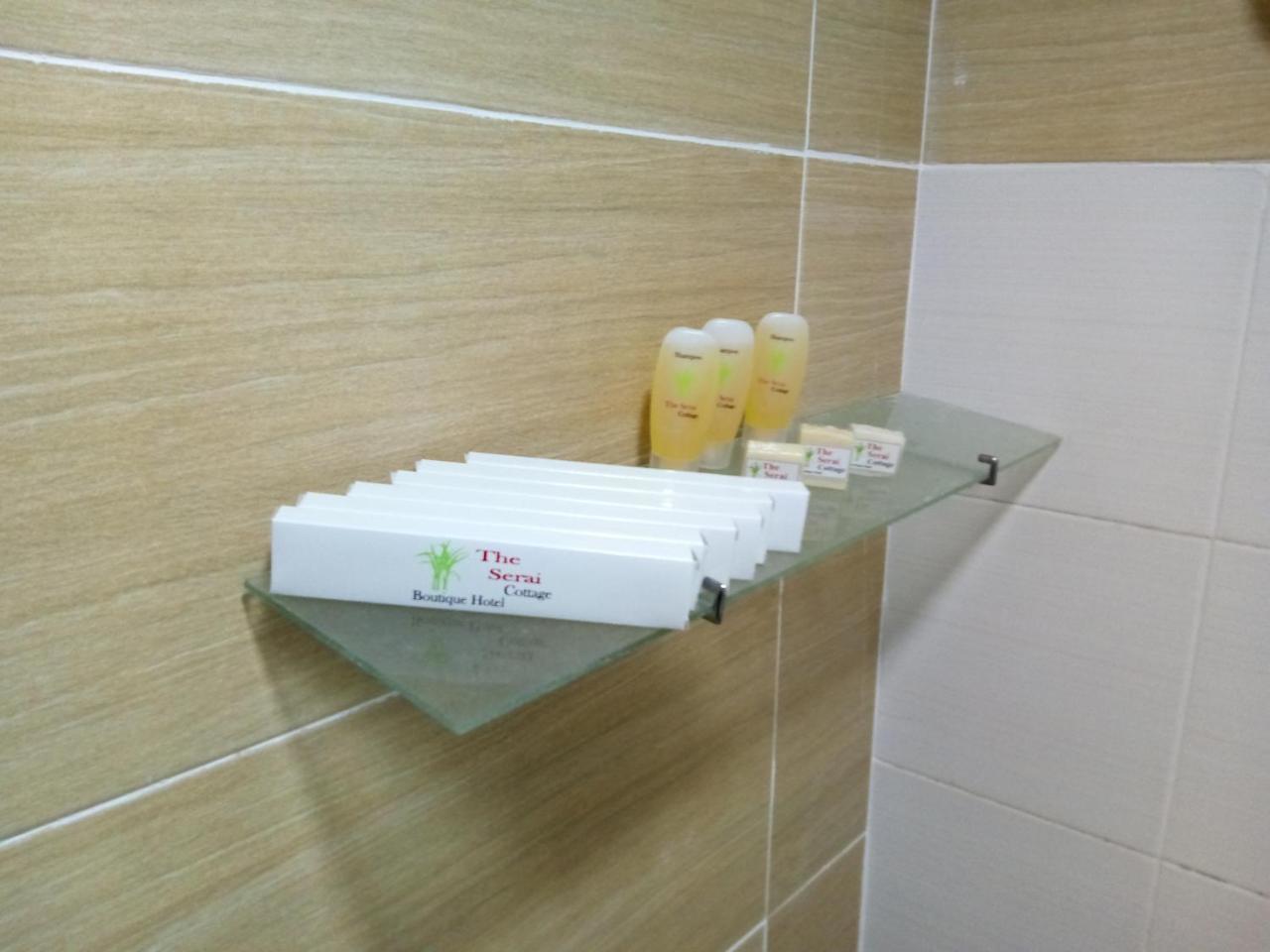 The Serai Cottage Transit Hotel 캄퐁 공 바닥 외부 사진