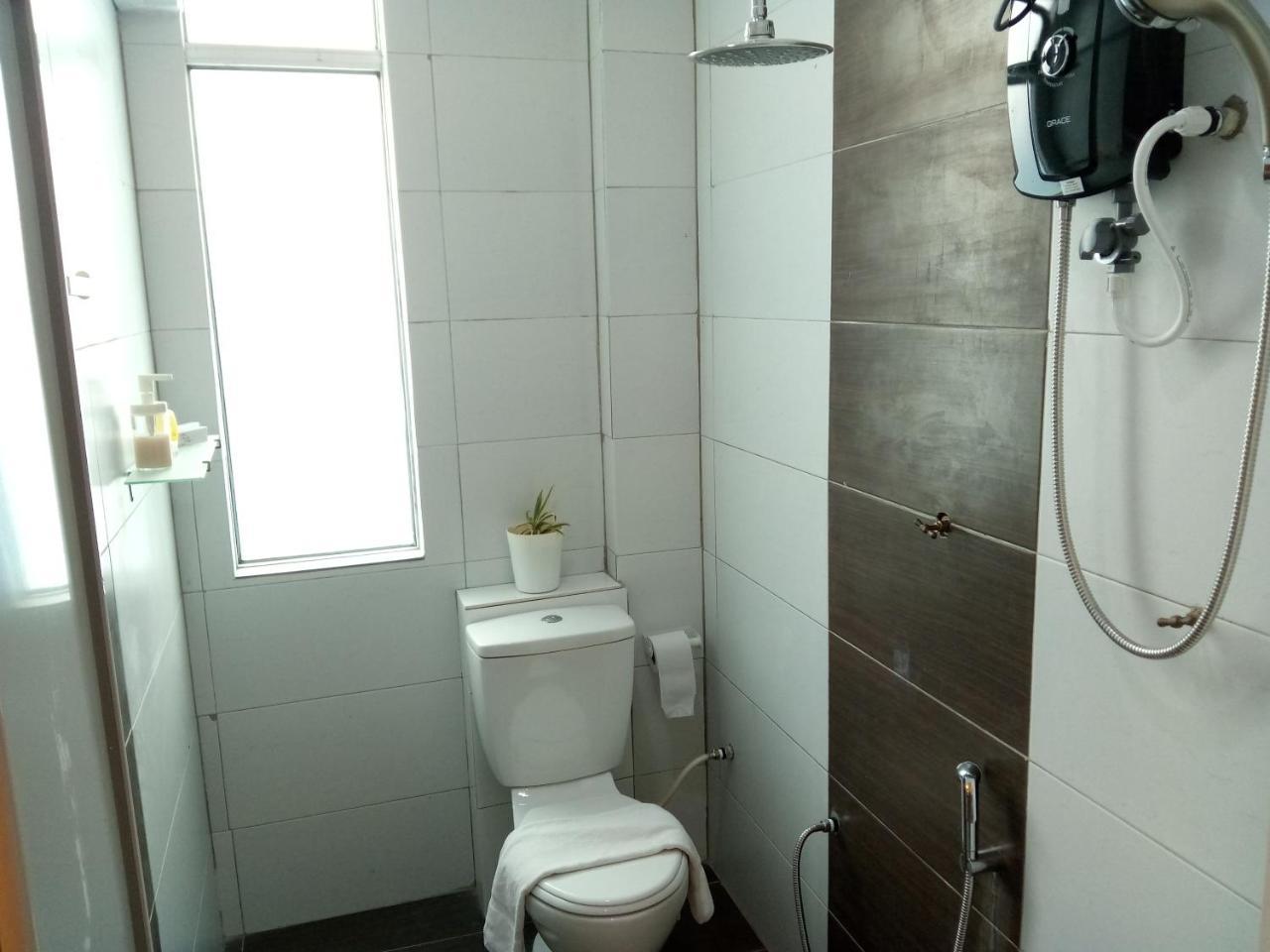 The Serai Cottage Transit Hotel 캄퐁 공 바닥 외부 사진
